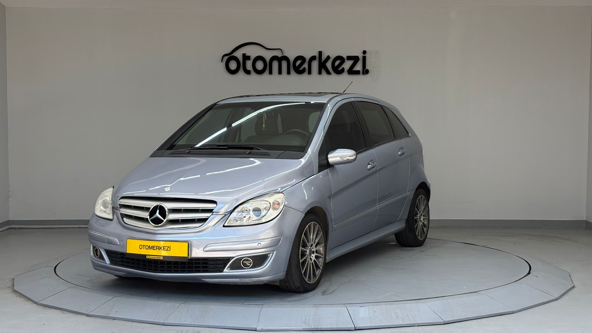 MERCEDES B 1